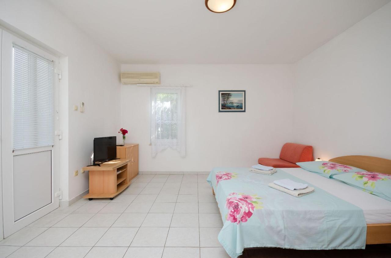 Apartments Branimir Нови Винодолски Екстериор снимка