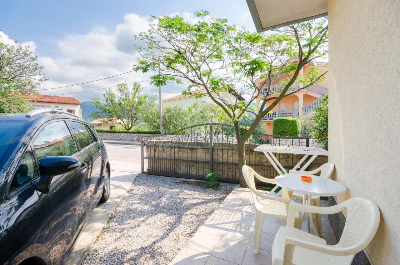 Apartments Branimir Нови Винодолски Екстериор снимка
